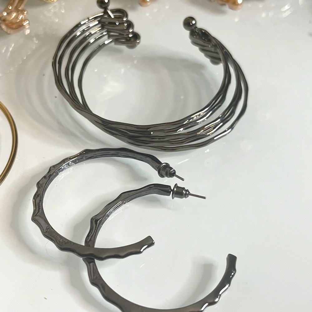 Combo! Sleek Dark Metallic Hoop Earring & Fashion Bracelet